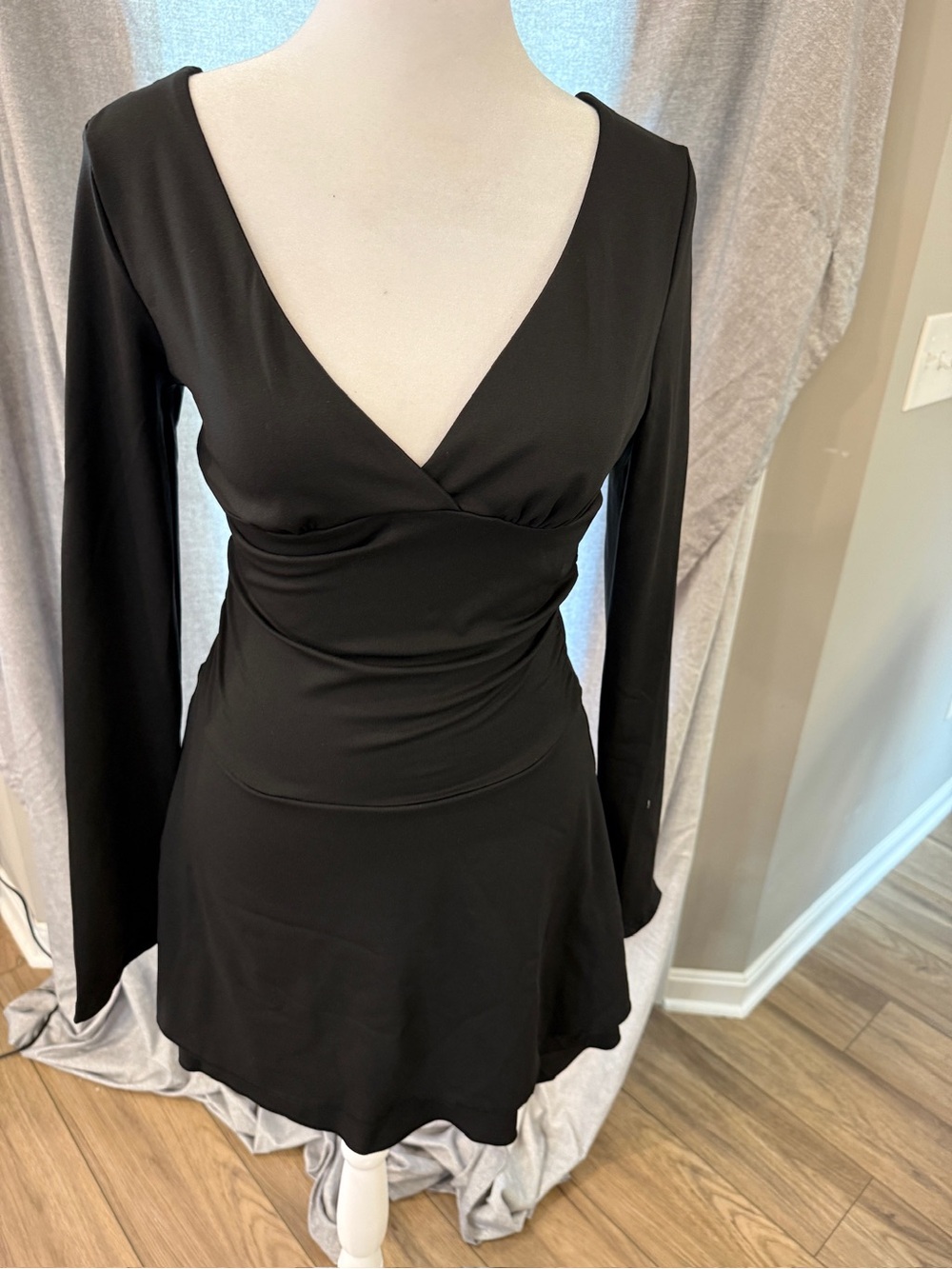 NWT Black Deep V Neck Long Sleeve Mini Dress A Line Going Out Bodycon XS